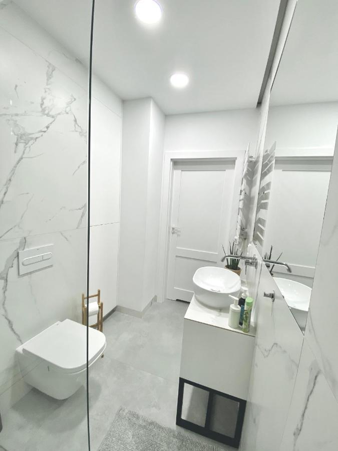 Mycherry - Old Town Apartment - Wiezienna 21C Wrocław Eksteriør billede